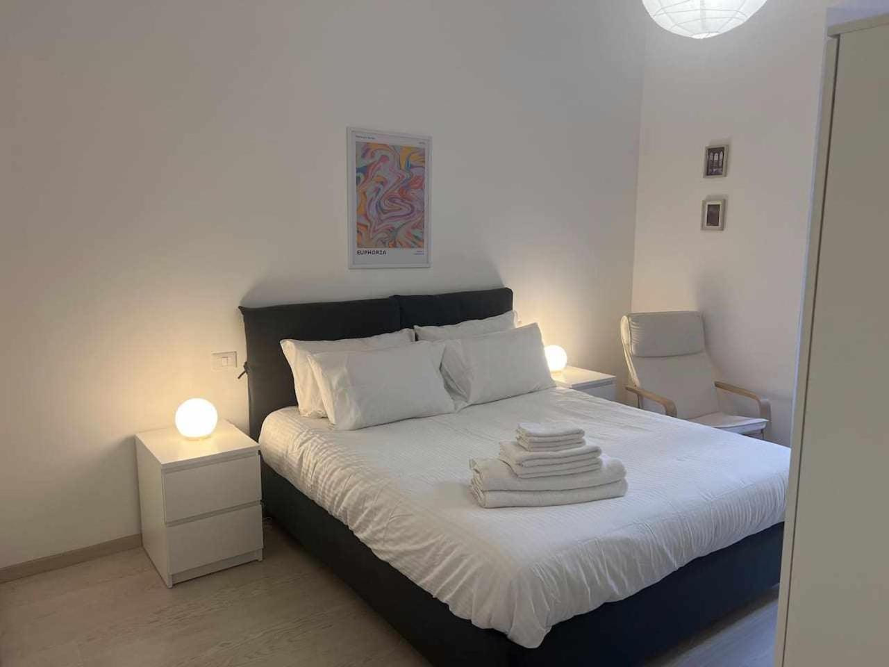 Modern Apartment In Monteverde Рим Экстерьер фото