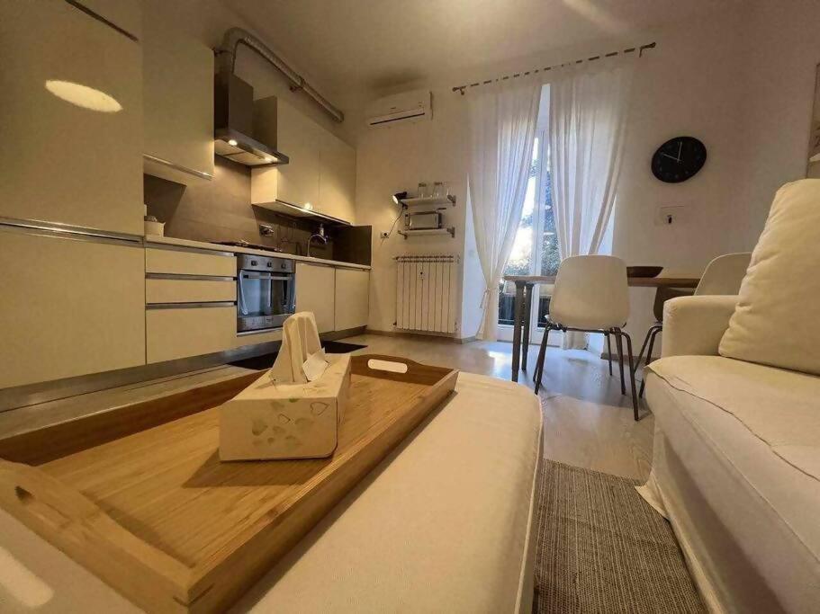 Modern Apartment In Monteverde Рим Экстерьер фото