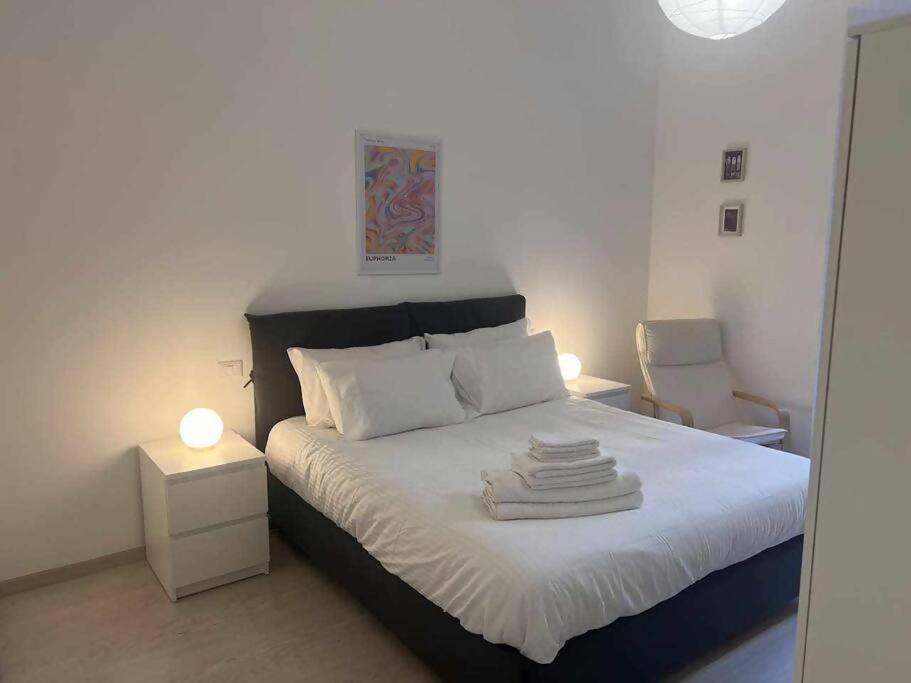 Modern Apartment In Monteverde Рим Экстерьер фото