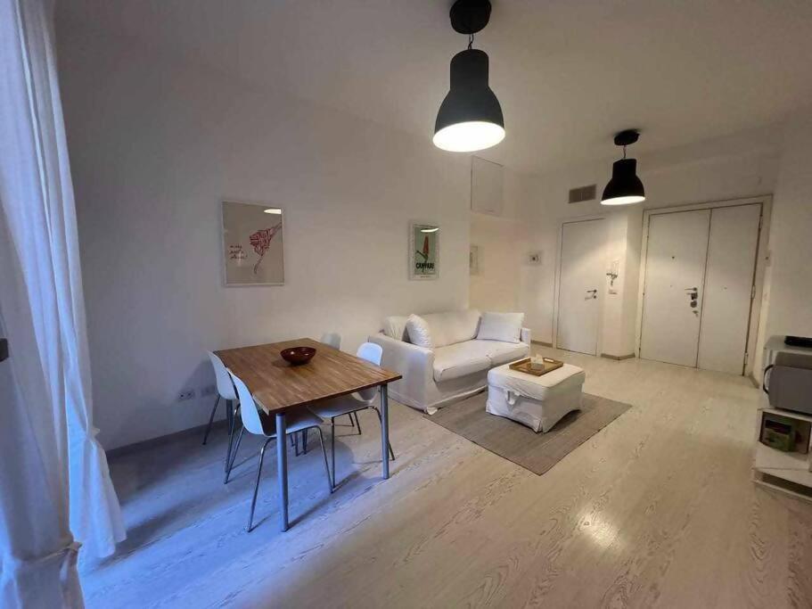 Modern Apartment In Monteverde Рим Экстерьер фото
